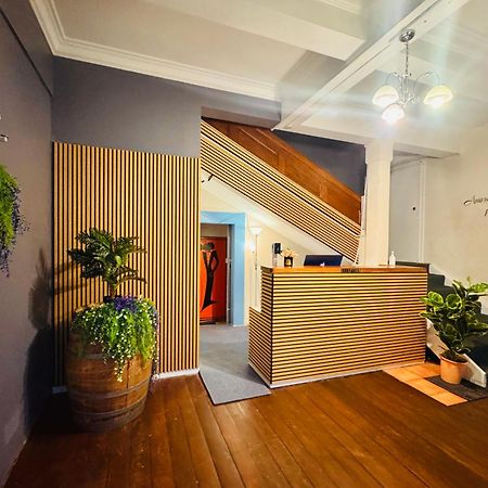 Crashpalace Backpackers Нейпиър Екстериор снимка