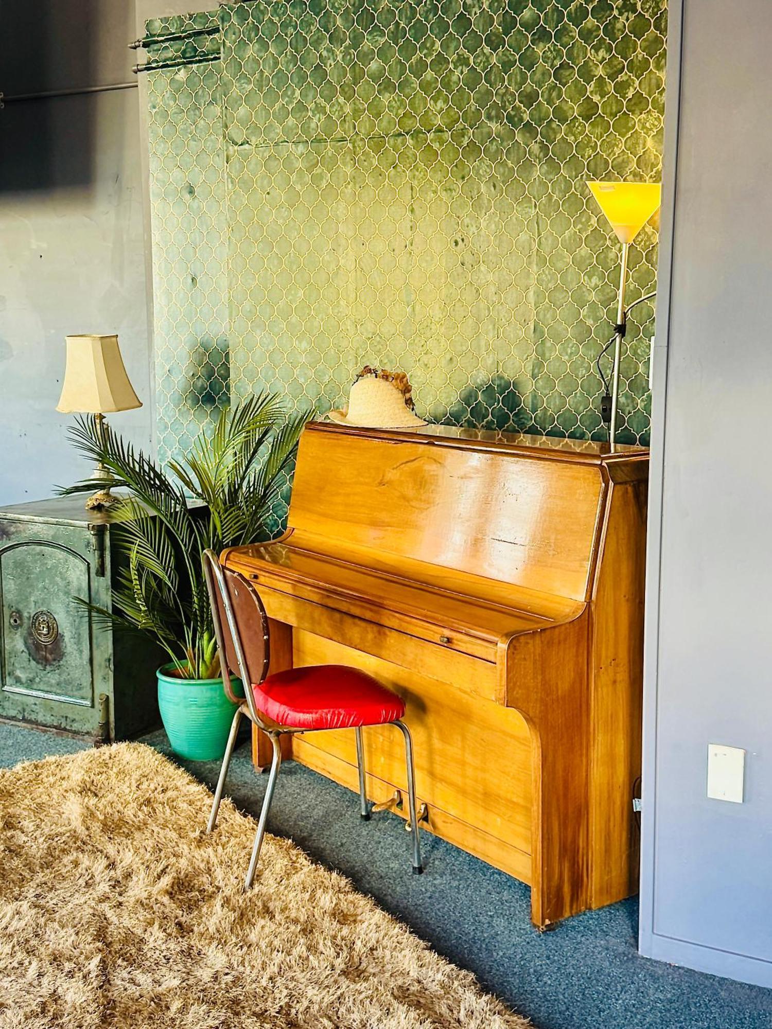 Crashpalace Backpackers Нейпиър Екстериор снимка